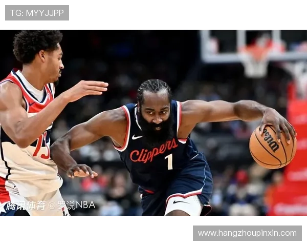 NBA最新动态：詹姆斯复出带领湖人逆转勇士 哈登谈加盟快船后的挑战与目标
