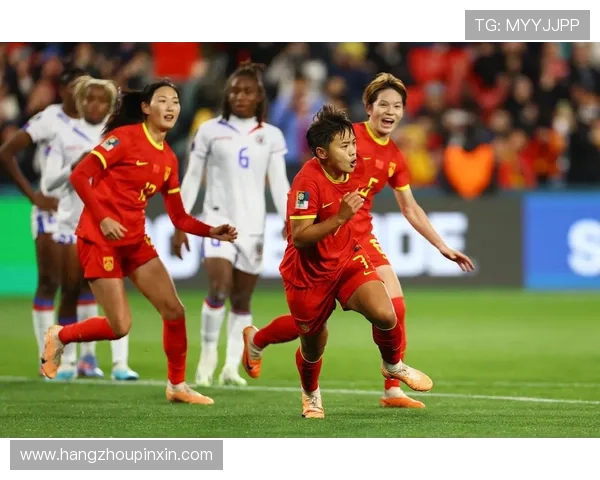 中国女足逆袭晋级世界杯八强 创历史新高展现顽强拼搏精神 中国女足逆袭晋级世界杯八强 创历史新高展现顽强拼搏精神