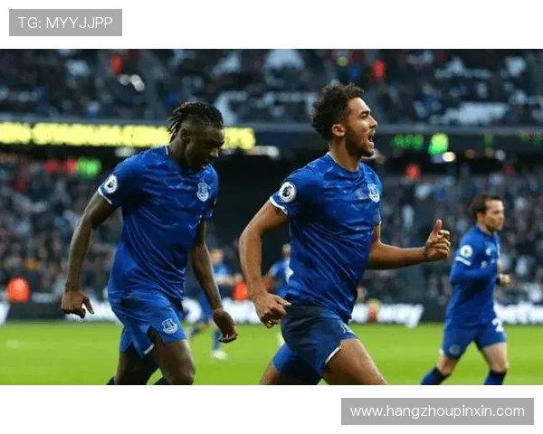 埃弗顿俱乐部历史辉煌与挑战并存的英超传奇之路 埃弗顿俱乐部历史辉煌与挑战并存的英超传奇之路