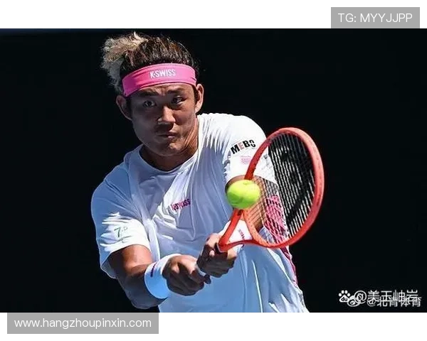 网球赛季迎来高潮 新星崛起与老将争锋激烈角逐 网球赛季迎来高潮 新星崛起与老将争锋激烈角逐