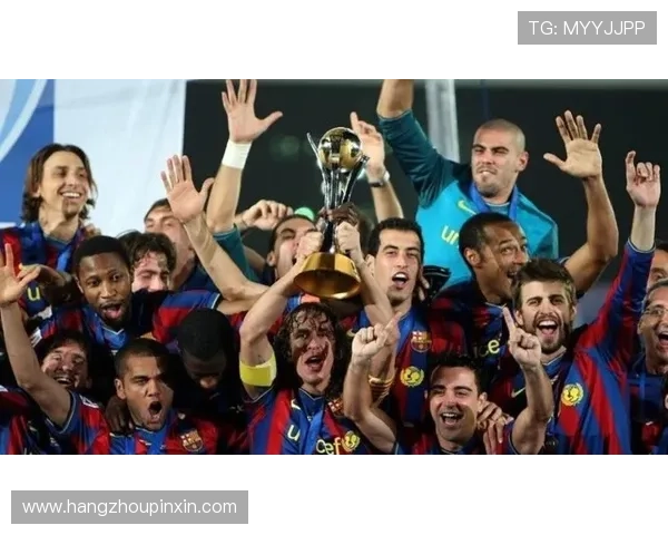 梅西回归巴萨引发全球热议 足球世界迎来历史性转折