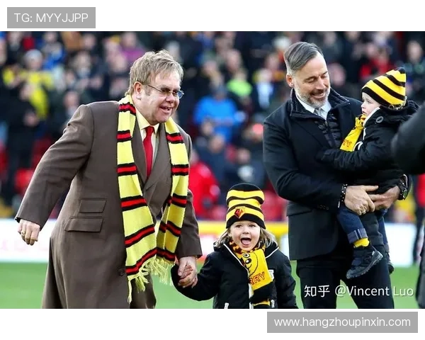 沃特福德推出艾尔顿·约翰纪念新战袍 杯赛战绩与冲超前景关注度飙升